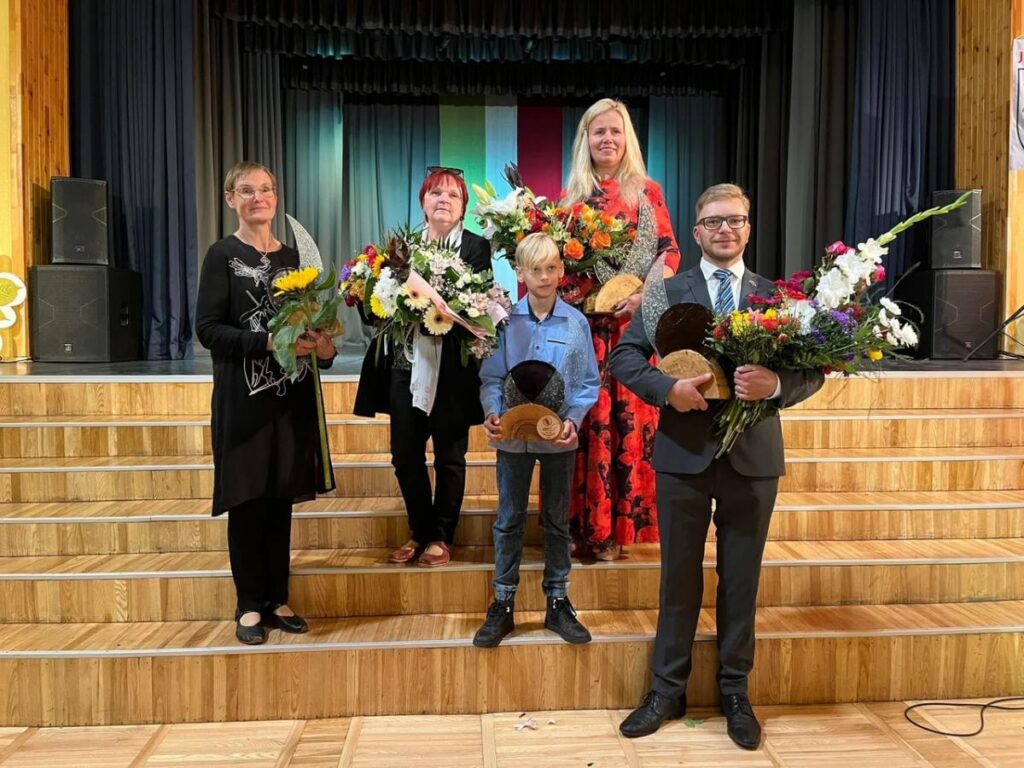 Pasniedza Sēlijas cildināšanas balvas
