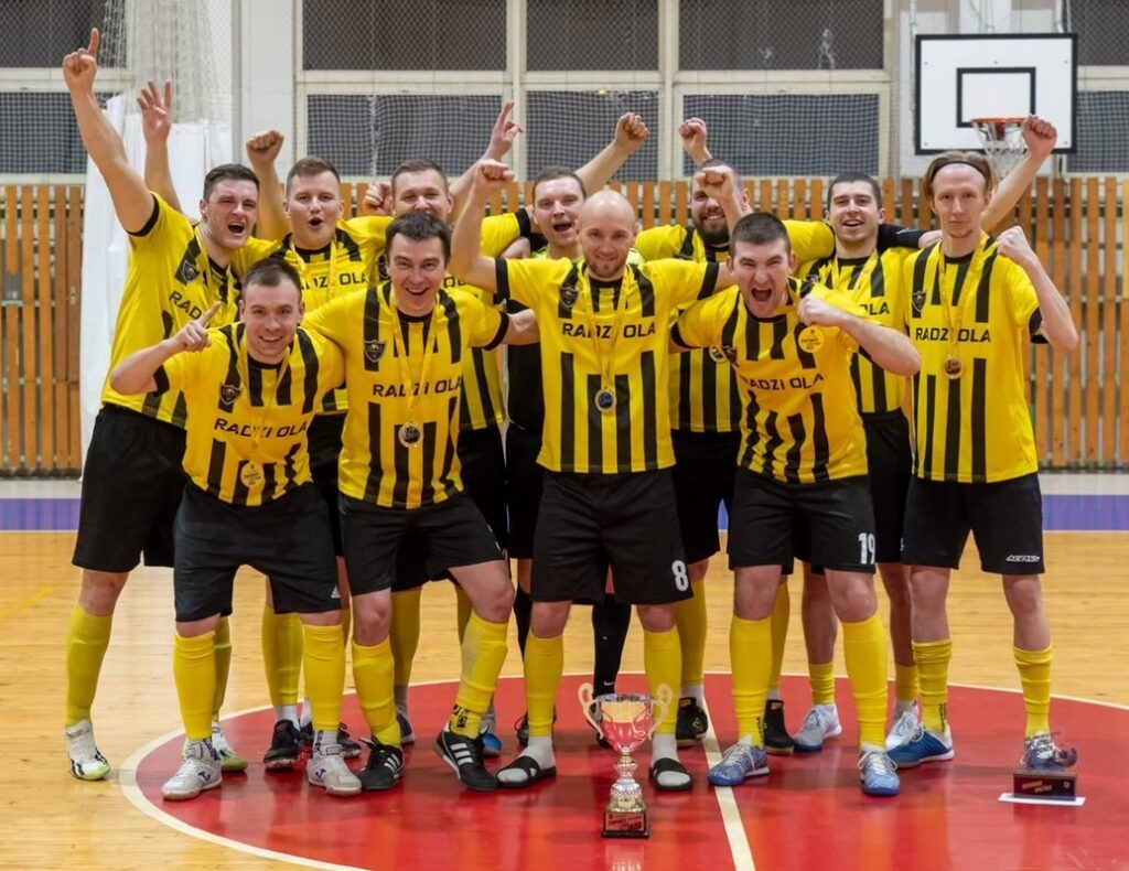 Komanda “RadziOla” – Preiļu novada telpu futbola čempioni