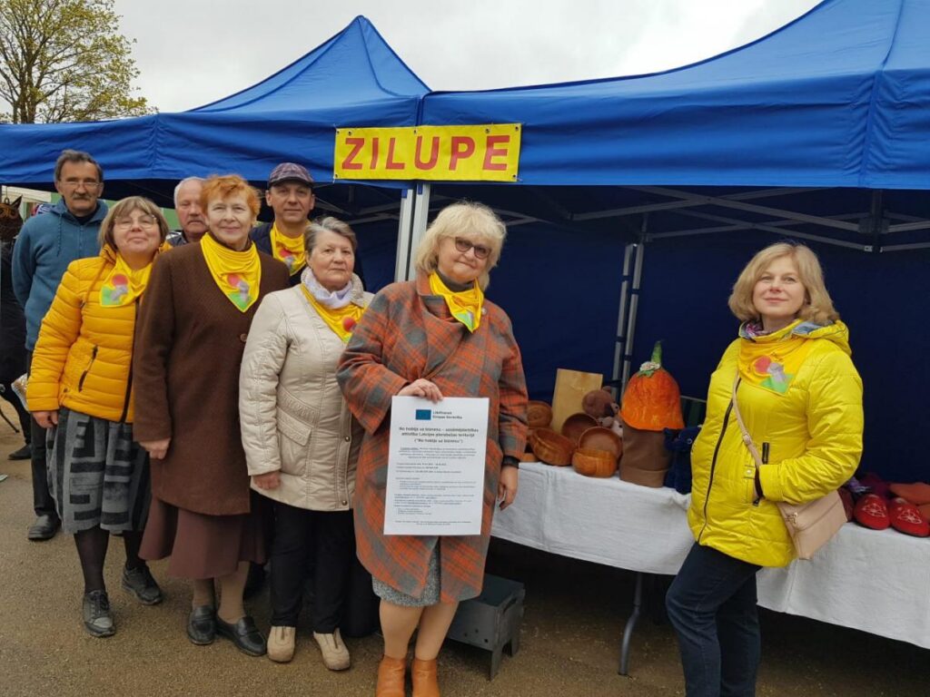 Zilupes amatnieki piedalās Kārsavas gadatirgū