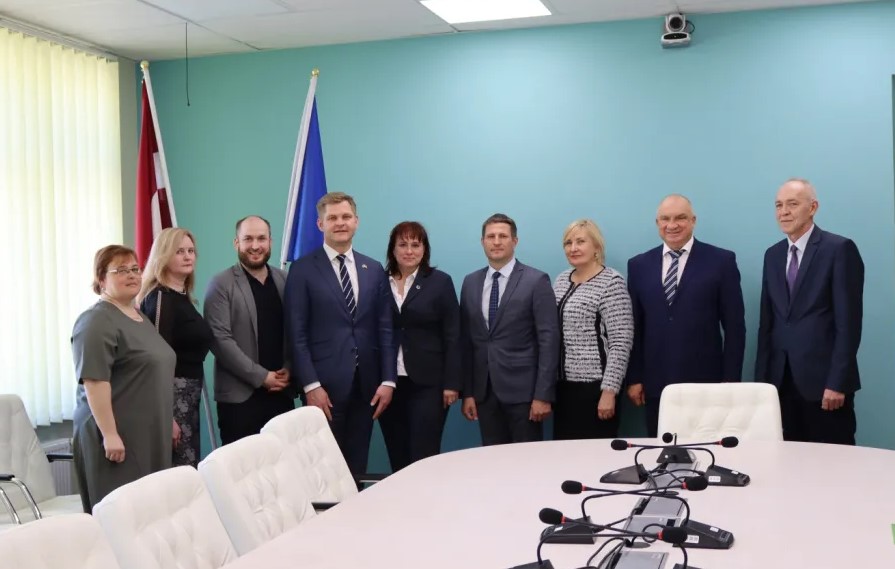 Labklājības ministrs Gatis Eglītis reģionālajā vizītē apmeklēja Latgali