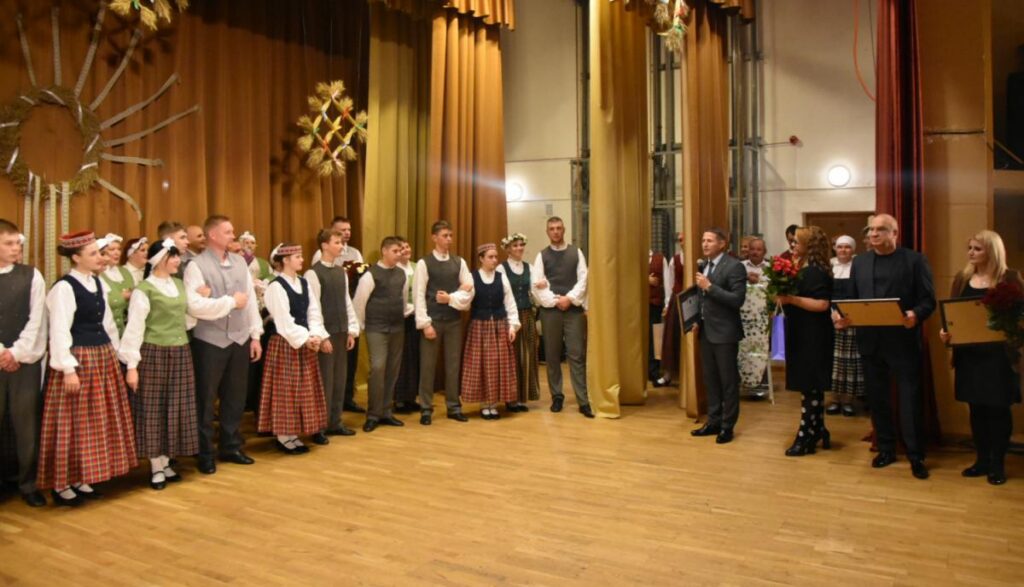 Pasniegti Ludzas novada pašvaldības Atzinības raksti