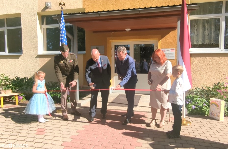 Lūznavā un Kruķos atklāj jaunas ēkas