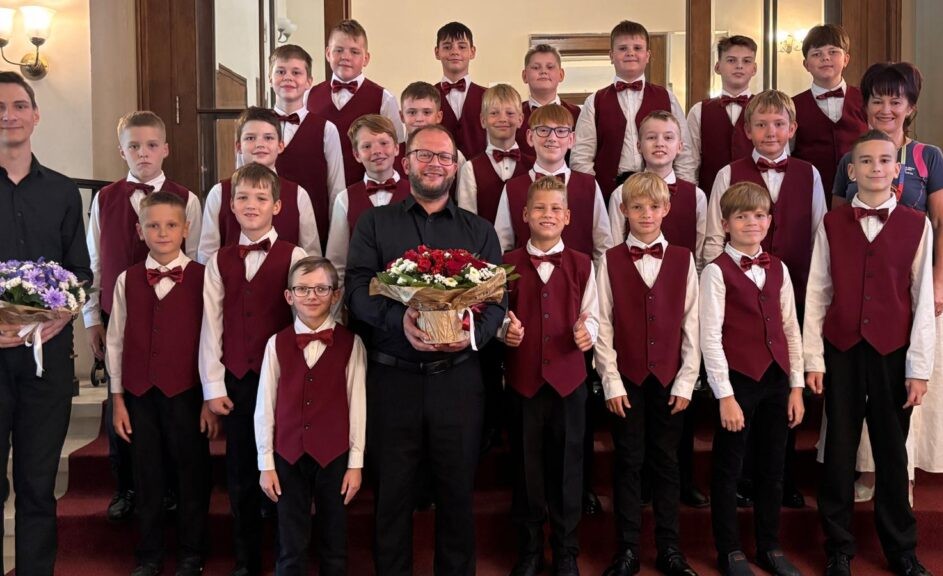 Rēzeknes sākumskolas zēnu korim – Zelta diploms dziesmusvētkos