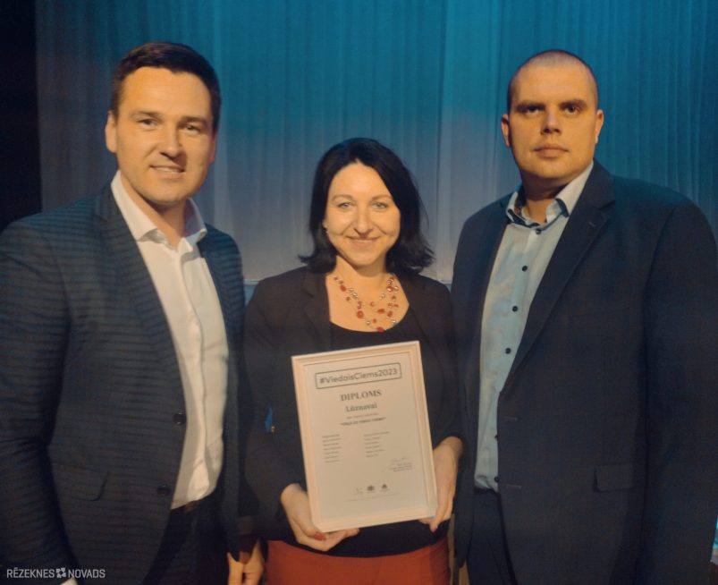 Lūznavai atzinība “Ceļā uz viedo ciemu”
