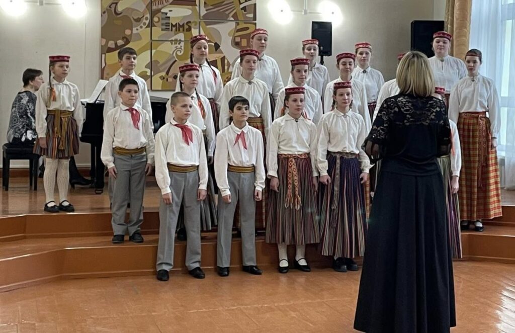 Preiļos kori sacentās Dziesmu svētku skatē