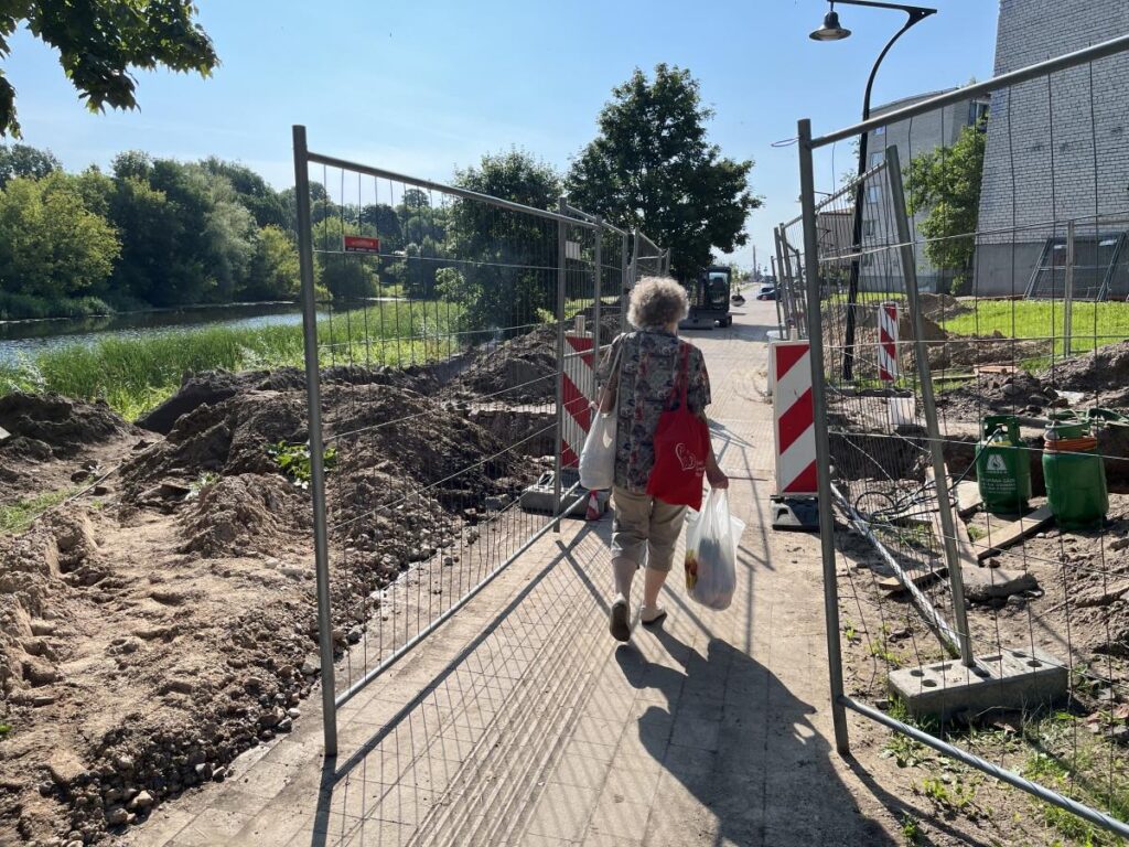 ZEMGALE: Pili pieslēgs pilsētas apkures sistēmai