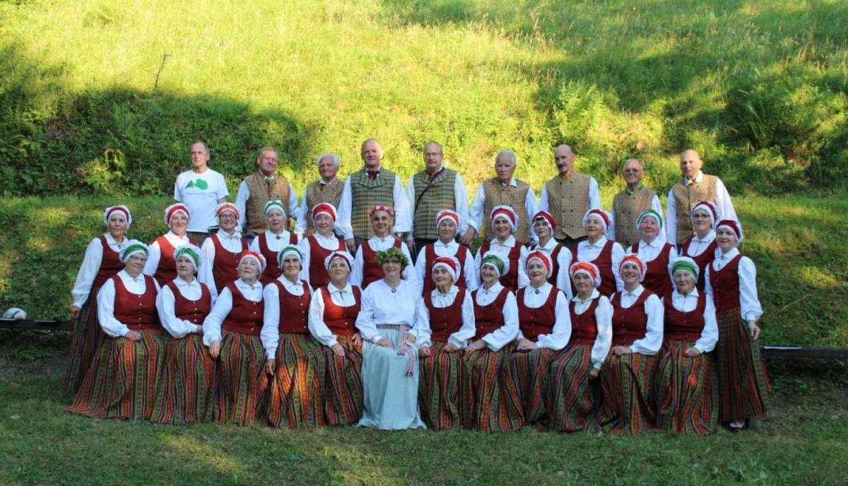seniori20gaisma.jpg