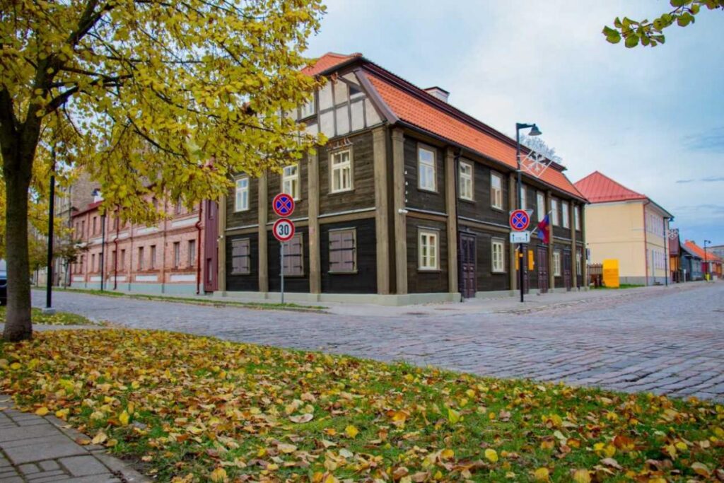 ZEMGALE: Izsolē iznomā telpas salonveikalam Vecpilsētas ielā