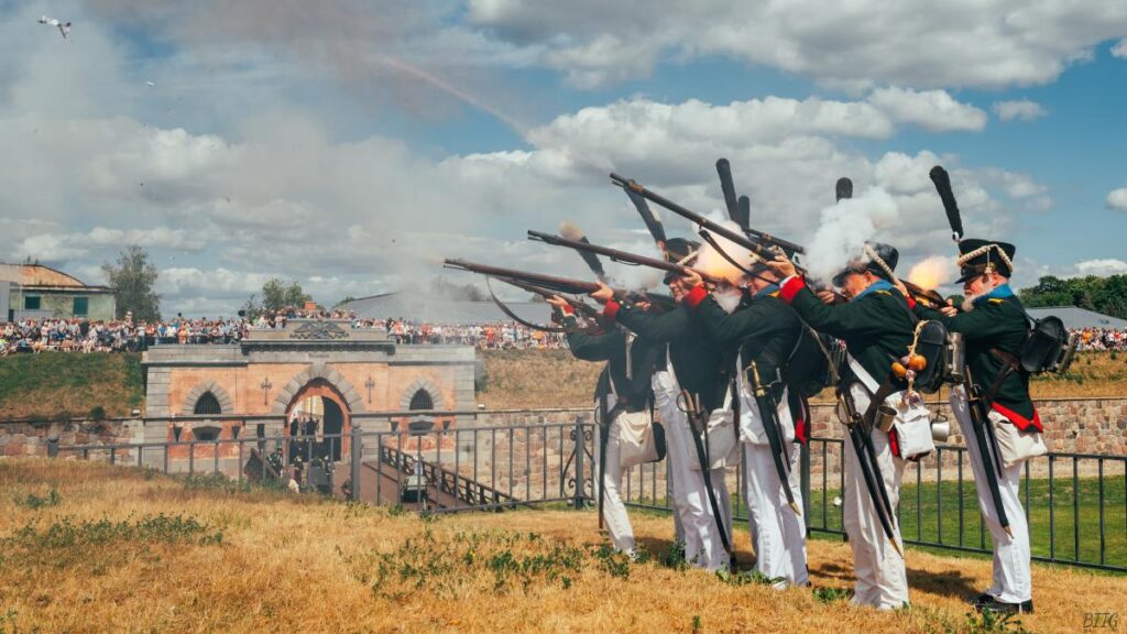 Festivāls “Dinaburga 1812” aicina piedzīvot 200 gadu senu vēsturi Daugavpils cietoksnī